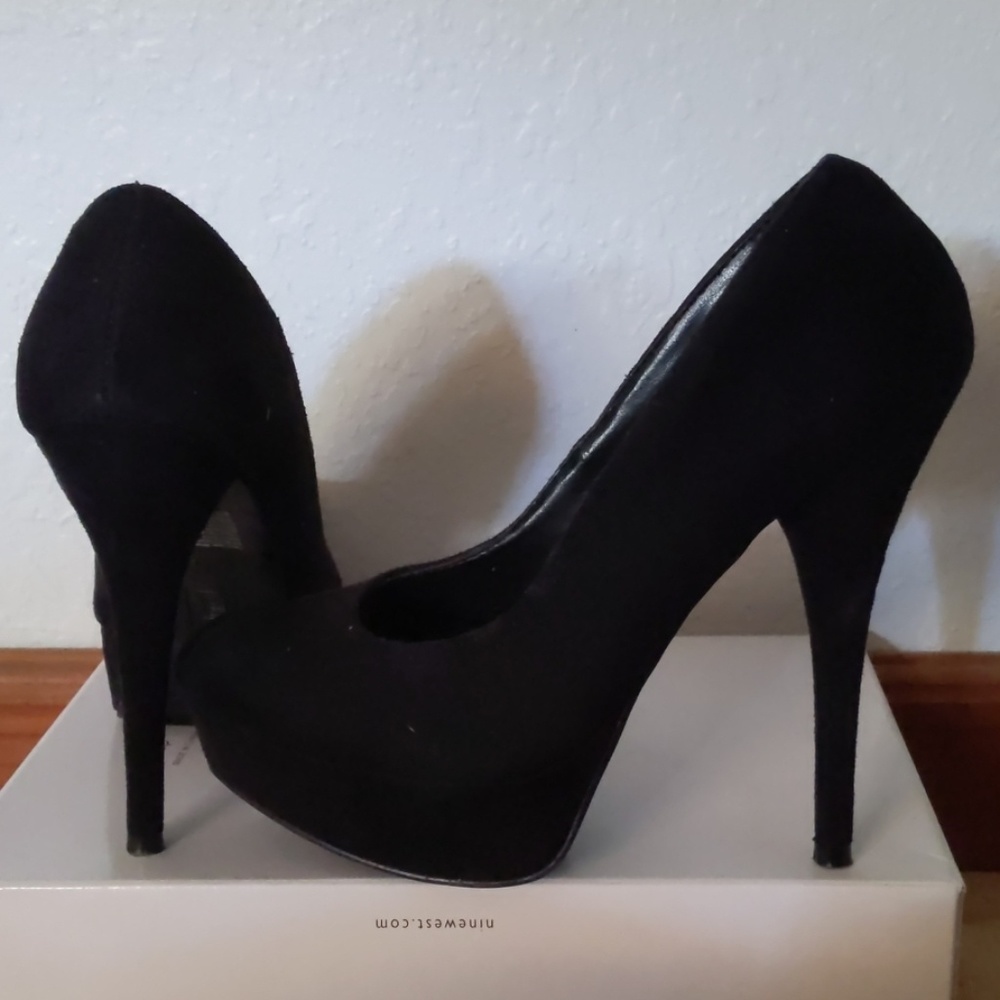 Black High heels